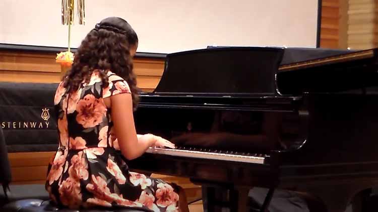 Serena R - Nuvole Bianche